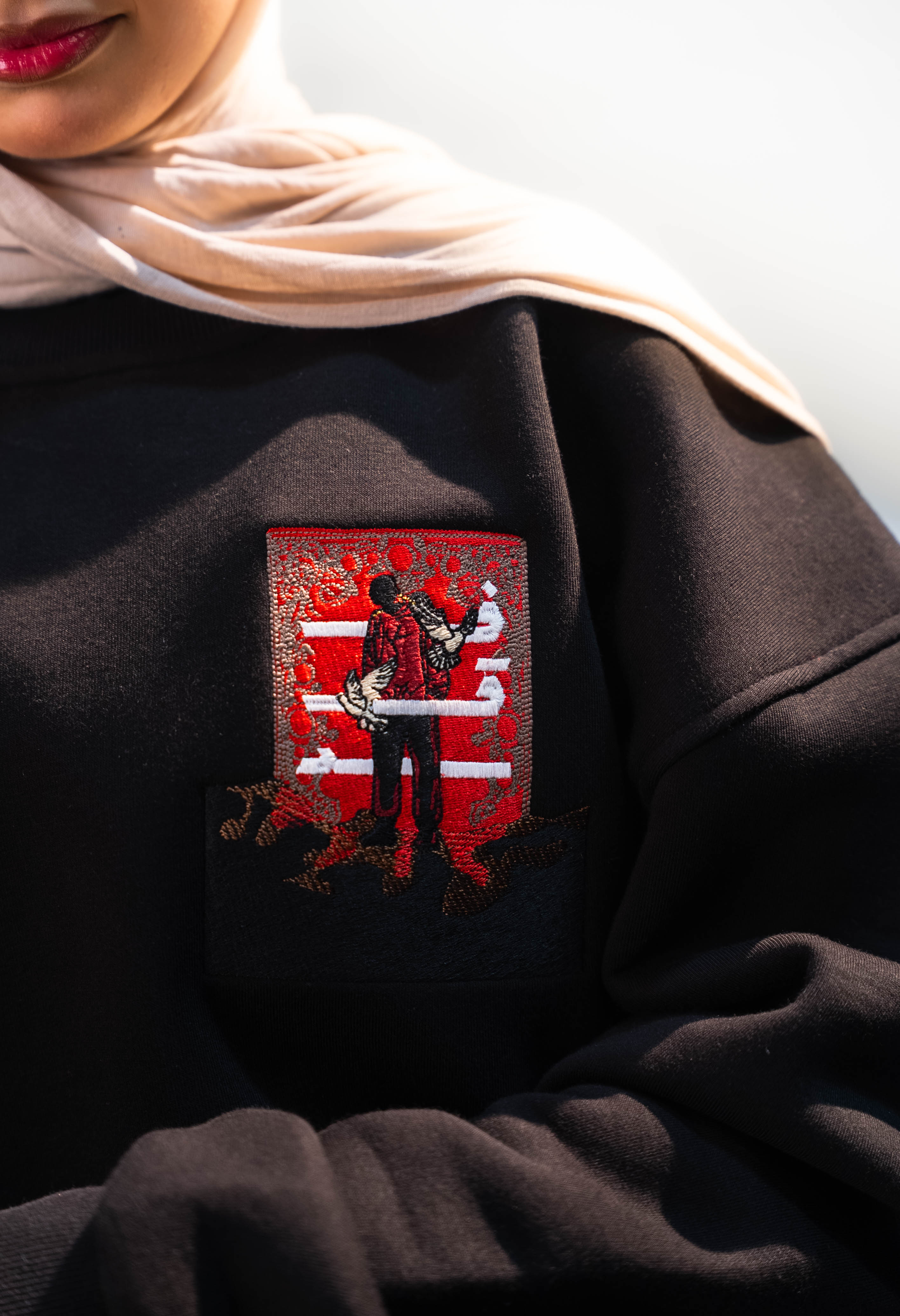 LOSS-فَقَدْ CREWNECK "BLACK"(UNISEX)
